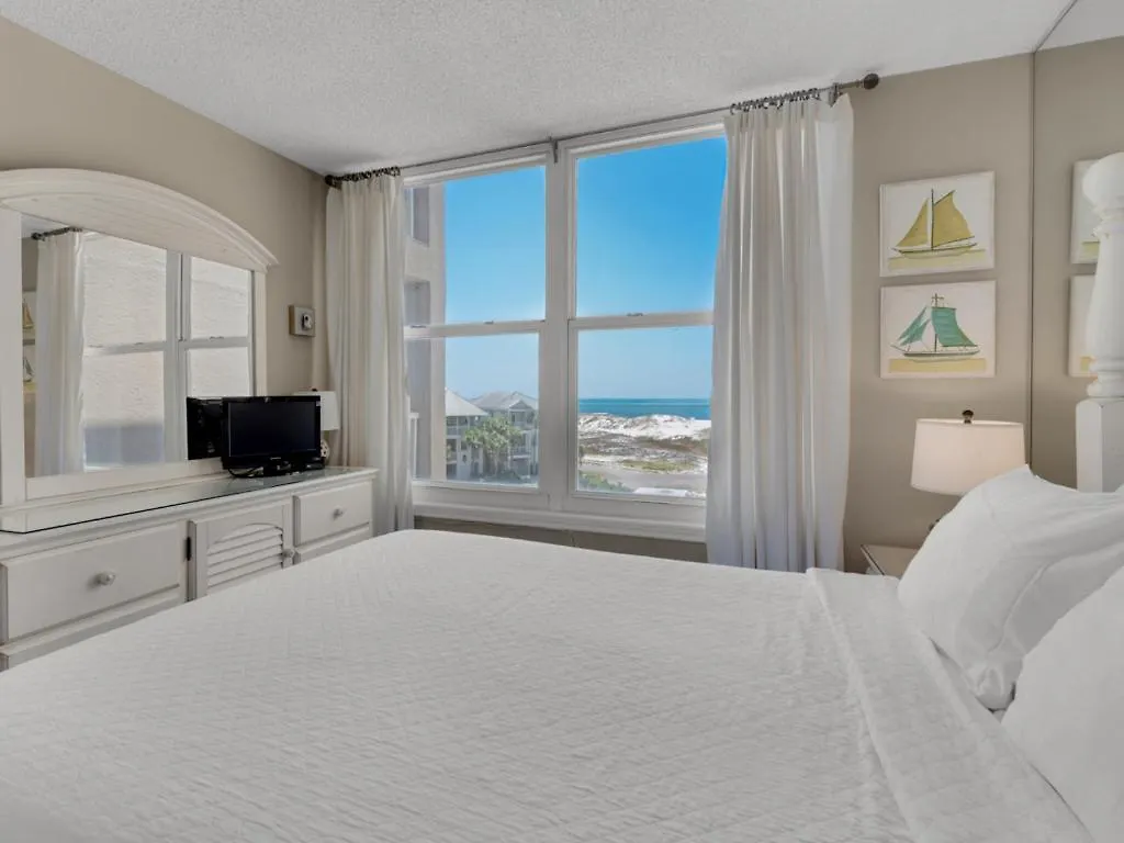 Magnolia House At Destin Pointe II Apartment