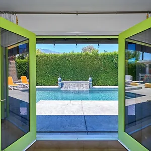 Pineapple Splash! Complete Privacy! Salt Pool! Palm Springs